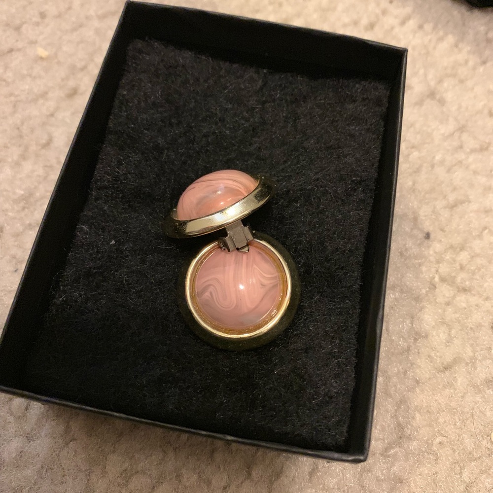 Earrings - Picture 5 of 5